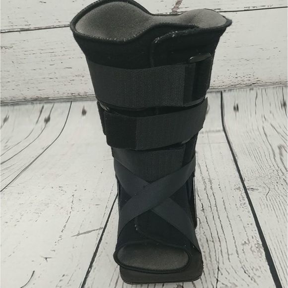Breg‎ Wee Walker Orthopedic Toddler Walking Boot - Picture 9 of 9